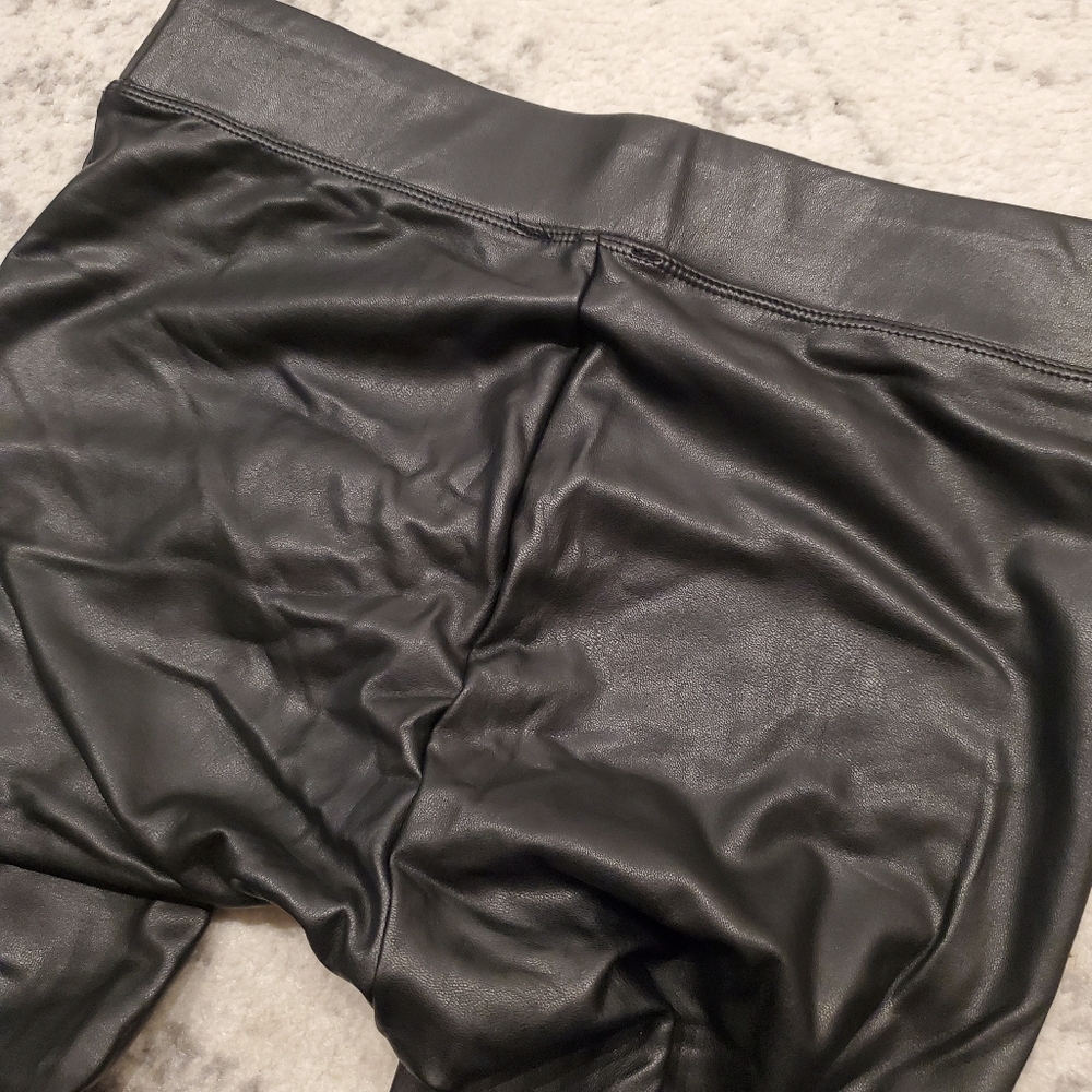 Leather Soft Black Leggings - Picture 2 of 9